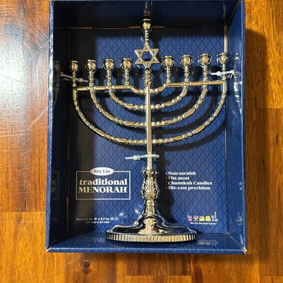 NIB Menorah with Candles - Picture 2 of 8